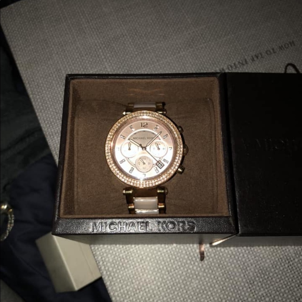 Mk watch - Picture 2 of 5
